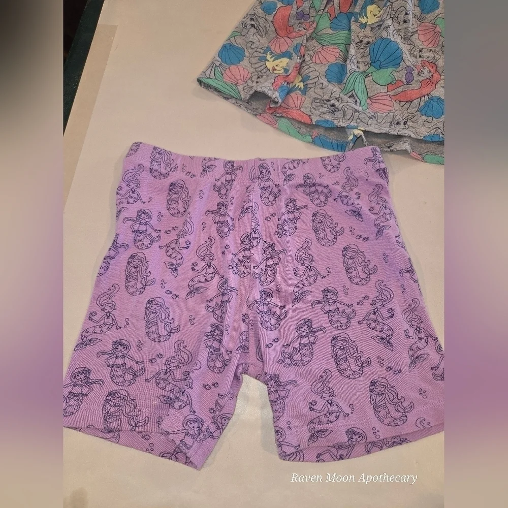 3/15$ Bundle Deal  Shorts and Skirt